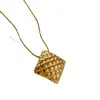 Bolsa con Patrón de Diamantes Ins Acero de Titanio Europeo y Americano de Alta Gama Oro Moda Lujo Accesible Collar con Colgante Juego de Aretes Joyería para Mujer