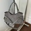 Bolsa de Ombro Studded de Nicho para Mulheres 2026 Nova Moda de Verão Retro Versátil para o Dia a Dia Bolsa de Ombro Única Bolsa Transversal