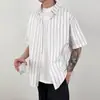 Camisa Retrô Japonesa de Listras Verticais de Manga Curta para Homens, Novo Estilo de Verão, Jaqueta Camisa Casual Solta Fina com Gola Reversível