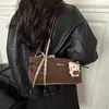 Mais Fácil para Combinar Bolsa Pequena com Laço para Mulheres 2025 Nova Bolsa Baguete de Couro Encerado Texturizado Outono e Inverno Bolsa de Ombro Único de Alto Padrão