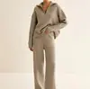 Camiseta base de punto estilo coreano con cuello alto y media cremallera, suéter holgado de manga larga para mujer, cálido, moderno, versátil, pantalones largos amigables con la piel