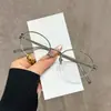 2026 Nuevas Gafas de Sol Retro Estilo Metal Old Money Europeo y Americano para Mujer, Forma Ovalada, Protección UV, Gafas de Sol para Proteger del Sol