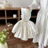 Roupas de bebê lua cheia outono falso duas peças macacão de bebê menina pequeno floral princesa com botões entre as pernas vestido peça externa algodão