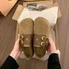 Mules com Solado Grosso Estilo Retrô Cobertura Total Femininas Sapatos Individuais 2026 Outono Novo Loafers com Tira de Fivela Dupla Mary Janes