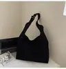 Bolso Tote de Pana de Gran Capacidad para Viajes Diarios de Mujer 2025 Otoño Nuevo Moda de Pana Nicho Lujo Accesible Bolso de Hombro