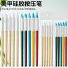 Pluma de Silicona para Press de Uñas con Mango de Madera, Diseño de Flor Tallada, Presionador de Pegatinas, Polvo de Espejo Mágico, Set Multifuncional de 5 Piezas, Herramientas para Nail Art al por Mayor