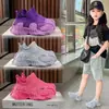 Zapatos deportivos para niños para primavera, otoño y verano, zapatos de punto volador para niños y niñas, nuevos zapatos de malla para bebé simples y elegantes sin cordones