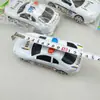 Dos yuanes al por mayor juguete de arrastre para niños coche de policía coche de juguete coche de carreras 2 yuanes supermercado suministro de supermercado