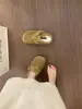 Sapatos femininos externos brancos e fofos, modelo outono/inverno 2026, mules fechados sem cadarço, pantufas de algodão quentes e felpudas