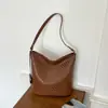 Bolso Cubo Perezoso de Gama Alta Transfronterizo Verano 20266 Gran Capacidad Sensación Relajada Nicho para Viaje Diario Hombro Único Axila