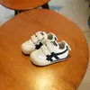 Sapatos para Bebê Menino e Criança Pequena Primavera e Outono 2026, Tênis para Meninas, Tênis para Meninos, Sapatos para Bebê Aprender a Andar, Sapatos Brancos para Crianças