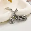 Llavero Creativo de Mini Bicicleta Exquisito Llavero de Bicicleta Calavera Colgante para Bolso de Pareja Regalo Al Por Mayor