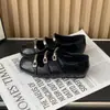 Sapatos Mary Jane Estilo Retrô Coreano Feminino 2026 Chegada Nova de Outono Fivela de Metal Baixo Sapatos Individuais Femininos Sapatos Femininos Versáteis