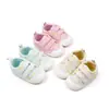 Sapatos para Bebê e Criança Pequena de Primavera e Outono, Solado Macio para Bebê, Tênis Antiderrapante, Sapatos com Estampa Floral Pequena Ondulada BYQ3242