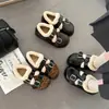 Zapatos Peludos Franceses de Punta Redonda con Doble Hebilla para Mujer 2026 Nuevo Otoño Invierno Retro Calidez con Felpa Zapatos Birkenstock Zapatos Casuales Individuales