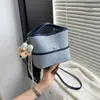 Bolso Cruzado de un Solo Hombro Versátil y de Moda para Mujer Estilo Coreano Bolso de Mezclilla 2026 Nuevo de Gama Alta Gran Capacidad Bolso de Mano para Viajes