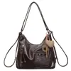 Bolsa Feminina Retrô Tendência Estilo Novo Transfronteiriço Versátil Casual Grande Capacidade Bolsa de Ombro Único Tote Bolsa Transversal Feminina Multifuncional