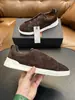 Sapatos Casuais de Couro Macio Zegn para Homens, Slip-On de Couro Genuíno, Confortáveis e Versáteis, Mocassins Esportivos Cinza de Alta Qualidade, Sapatos Preguiçosos