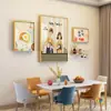 Pintura Decorativa Cálida Nórdica para Comedor Familiar Juego de Arte de Pared de Porcelana de Cristal Decoración de Pared de Aleación de Aluminio Estante de Hierro Colgante