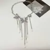 Collar de Borla con Mariposa Adornada con Pedrería, de Lujo Ligero y Alta Resistencia, Cadena para Clavícula con Diseño de Nicho Moderno y Tendencia, Accesorio para Banquetes y Bodas