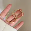 Aretes de Aro de Metal Estilo Francés, Aretes de Aro Sencillos, Nuevo Diseño de Nicho de Moda, Aretes Únicos y Elegantes para Mujer, Hacen que el Rostro Parezca Más Pequeño