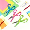 Tijeras de seguridad para estudiantes, tijeras de plástico elásticas antipellizcos, hechas a mano, para manualidades, papelería, cortador de papel para jardín de infantes.