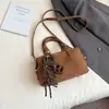 Bolso de Mano Estilo Lujo Ligero Bolso Boston para Mujer Moda de Invierno 2025 Nuevo Bolso de Hombro Cruzado de Alto Valor para Viajar
