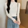 Suéter de punto de manga larga ajustado con cuello medio alto fino de primavera y otoño, suéter interior corto ajustado de otoño e invierno, camisa de fondo para mujer