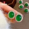 Ágata Verde Primavera Nuevo Estilo Chino Luz Natural Calcedonia Blanca Superficie de Huevo Pendientes Versátiles Retro Pendientes de Calcedonia Rosa