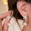 @Estilo de Procesamiento Pendientes de Perla Copo de Nieve Lujo Ligero Retro Incrustados con Circonita Pendientes Elegantes Pendientes de Gama Alta para Mujer