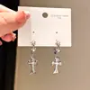 Pendientes Colgantes de Cruz de Zirconia, Pendientes de Lujo Ligero y de Gama Alta, Estilo Europeo y Americano, Hermosos y Personalizados Pendientes de Moda, Accesorios para Mujer