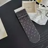 Nuevo estilo de otoño e invierno: Calcetines japoneses simples y versátiles de gato lindo hasta la mitad de la pantorrilla con lazo, calcetines de moda para mujer, suaves y cómodos