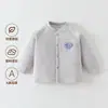 Ropa de bebé otoño e invierno tops cálidos ropa de algodón puro infantil capa base fina de algodón ropa de casa de otoño ropa de niños ropa interior acolchada