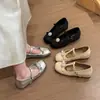 Exquisitos mocasines Mary Jane cuadrados de estilo francés con lazo de pedrería, nueva colección de otoño 2026 para mujer, con tacón oculto para mayor altura, bailarinas