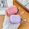 Nueva funda con patrón de pequeños diamantes adecuada para AirPods Pro 3, funda rígida de PC de cuero sintético PU universal para la 4ª generación