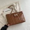 Bolso de Hombro de Cadena Romboidal Suave de Alta Calidad Bolso Tote de Gran Capacidad 2024 Nuevo Moderno Versátil Bolso Grande