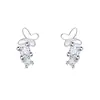 Borboleta Voando Perto da Orelha~Prata Esterlina S925 Banhada a Ouro 18K Borboleta Fada Zircônia Elegante Francesa Acessível Luxo Exquisite Mini Brincos