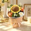 Festival de Medio Otoño y Día Nacional Regalo de Inauguración Ramo de Girasol Rosa Tejido Ramo Estilo Chanel Flor Artificial Producto Terminado Venta al por Mayor
