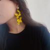 Pendientes de flores con cuentas hechos a mano, estilo moderno para vacaciones de verano, suaves, pequeños y frescos, recién llegados para mujer.