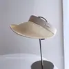 Decoración de Logo Pequeño, Bordes Elevados, Ala Ancha, Protección Solar, Sombrero de Copa Abierta para Mujer, Sombrero de Sol Casual Versátil de Verano, Sombrero de Sol para Viajes al Aire Libre