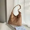 Bolsa feminina grande de couro fosco retrô, nova bolsa de ombro feminina outono e inverno 2026, bolsa tote de alta qualidade para o dia a dia