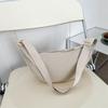 Bolso Dumpling Bolso de Mujer Explosivo Bandolera 2024 Nuevo Bolso de Hombro Coreano Mori Bolso Simple Tela de Nylon para Comercio Exterior