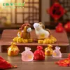 Enfeites do Ano do Cavalo, pequenas figuras de cavalo auspiciosas para o Ano Novo, pequenas bolsas da sorte, acessórios decorativos DIY, decorações de paisagem em miniatura, pequenos enfeites de mesa
