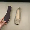 Elegantes zapatos planos de mujer con punta cuadrada y tacón bajo, nuevo modelo de primavera y otoño, adecuados para combinar con faldas, elegantes zapatos de abuela