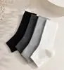 Calcetines finos color liso estilo coreano calcetines holgados calcetines de media planta blanco y negro para mujer para chanclas protectores de pie calcetines de media pantorrilla