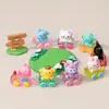 Tren Pequeño Sanrio de Dos Colores Puesto Callejero Artículos Pequeños Celebridad de Internet Lindo DIY Joyería de Resina Accesorios Adornos para Coche Ins