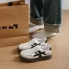 Zapatillas de Entrenamiento Alemanas de Suela Gruesa para Mujer, Nuevo Modelo 2026, Transpirables de Verano, Cuero, Diseño Versátil Deportivo Casual, Tenis Blancos