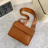 Bolsa Envelope Dobrável Tendência para Mulheres, Bolsa de Peito Simples e Versátil para Homens, Bolsa Transversal de Alta Qualidade Estilo Coreano, Bolsa Quadrada Pequena