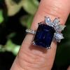 Novidades Quentes Recomendadas: Anel Floral Feminino Luxuoso, Joia Fashionável de Cobre Banhado a Platina com Zircônia Diamante Azul