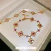 ¡Beyu Liuguang! Pulsera Exquisita Retro de Zirconia Chapada en Oro Real de 18 Quilates con Nácar Pulsera de Muñeca de Lujo Ligero Sensación de Alta Gama Joyería para Manos